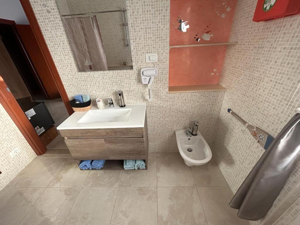 Triangolo Delle Bermuda B&B Termoli Exteriör bild